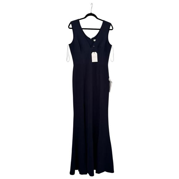 Dress the Population Dresses & Skirts - Dress The Population Sandra Gown - Size L - NWT